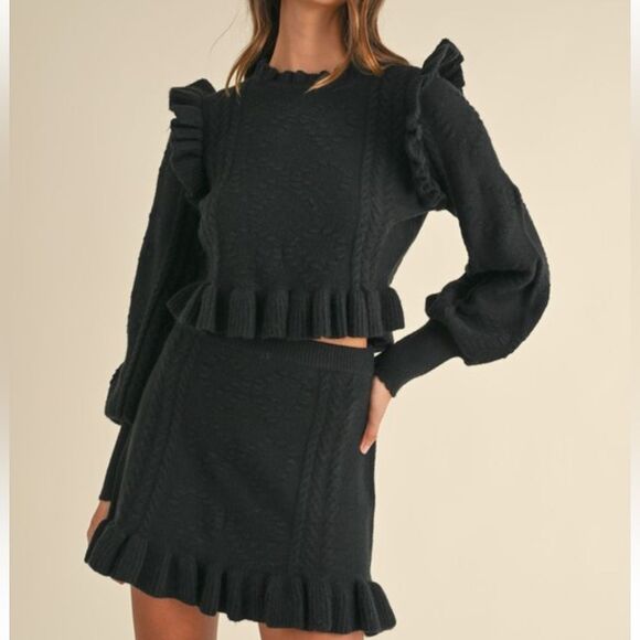 998. RUFFLE KNIT TOP AND SKIRT SET (FLORAL BEIGE) - Picture 3 of 8